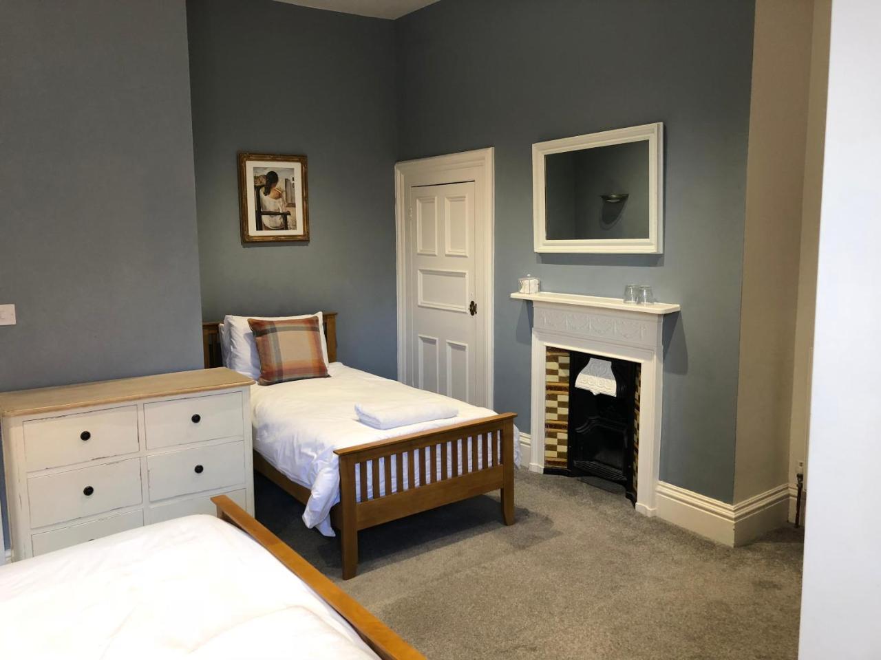 ウィットビー Corra Lynn Bed & Breakfast エクステリア 写真