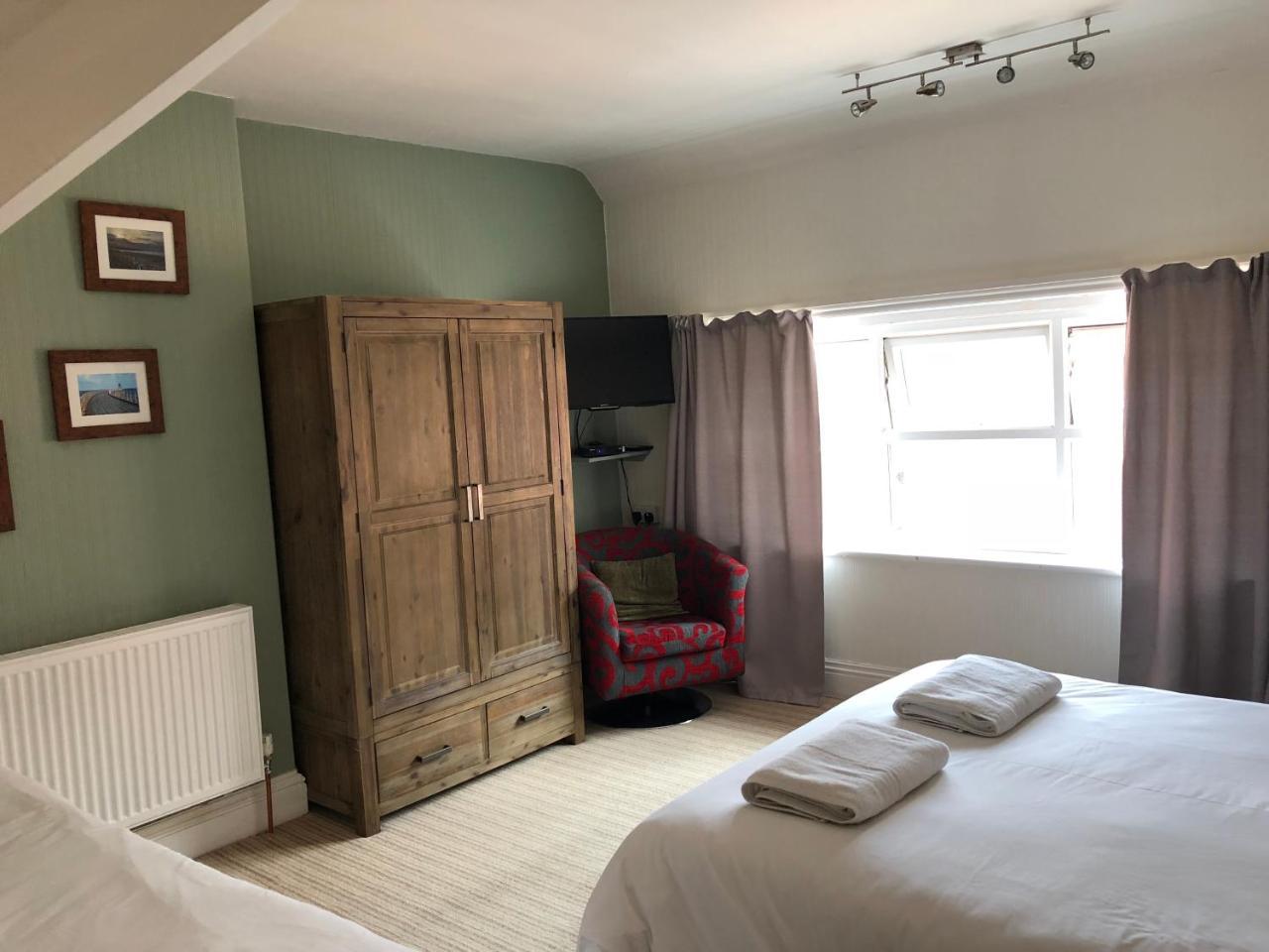 ウィットビー Corra Lynn Bed & Breakfast エクステリア 写真